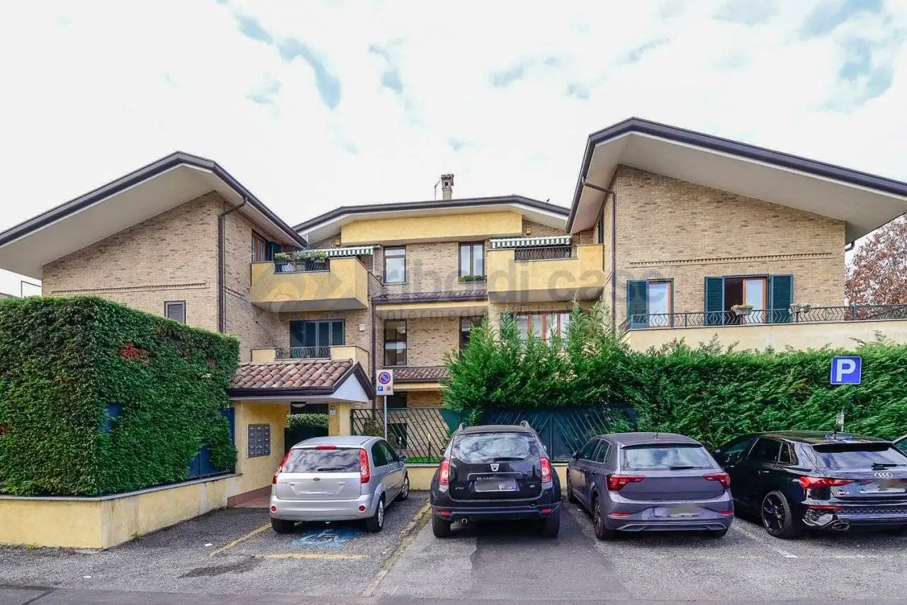 Appartamento in vendita a Seregno