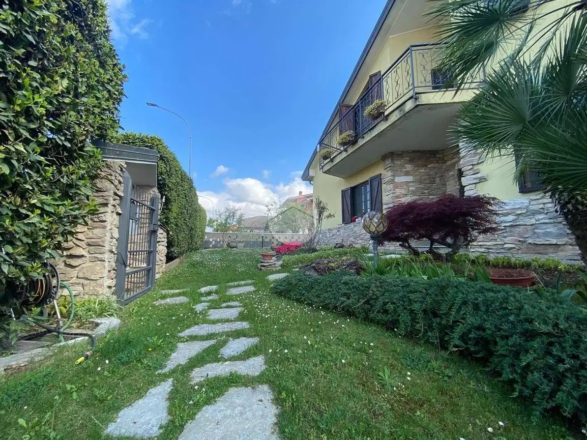 Villa unifamiliare via monza 18, Bussero - foto 2