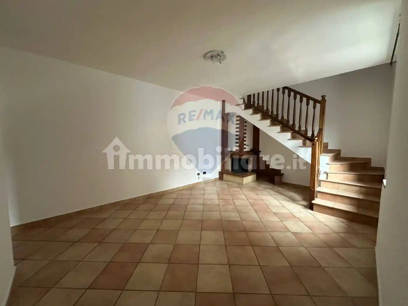 Trilocale via Pace 6, Fagnano Olona - foto 2