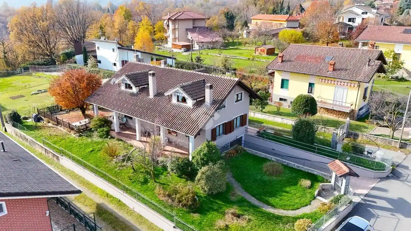 Villa in vendita a Giaveno