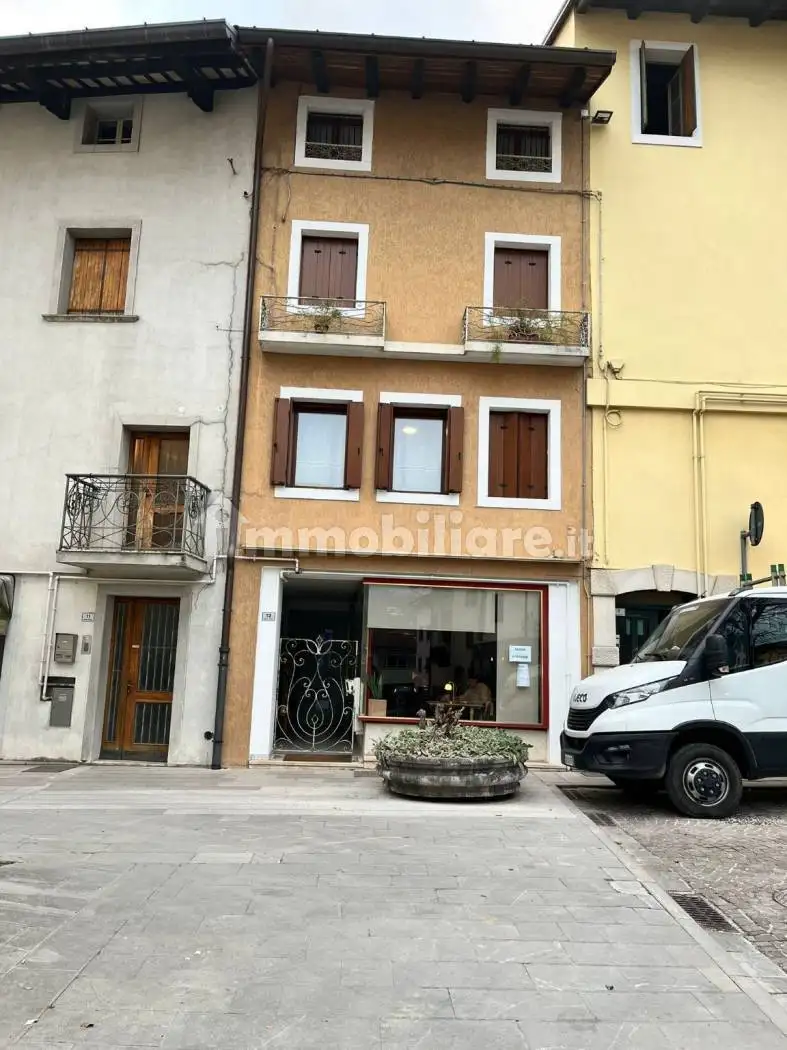 Casa indipendente in vendita a Tarcento