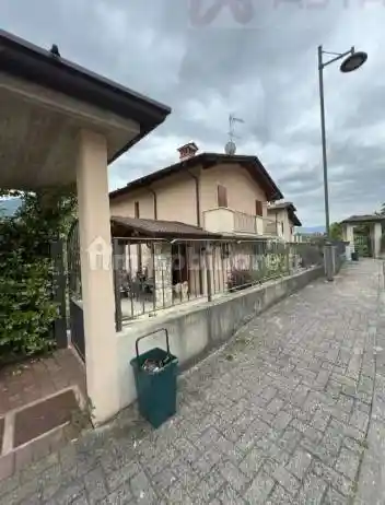 Villa in vendita a Sarezzo