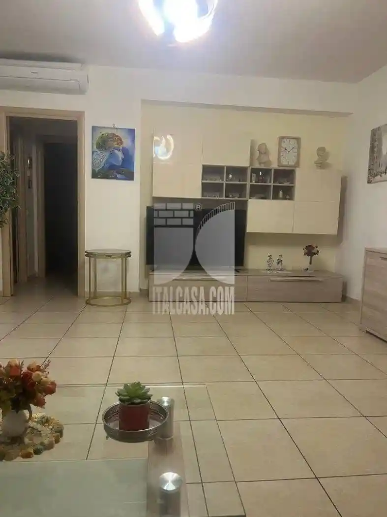 Trilocale via Antonio De Curtis, Tufolo, Farina, Crotone - foto 4