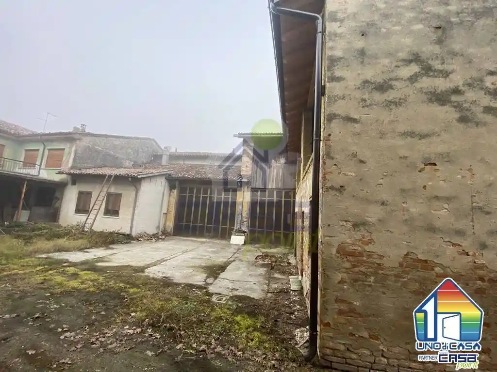 Palazzo - Edificio in Vendita - foto 2