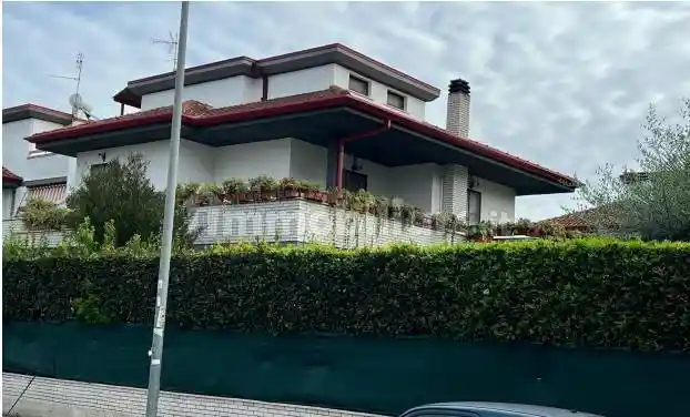 Villa unifamiliare via Alessandro Stradella 137, Infernetto, Roma - foto 2