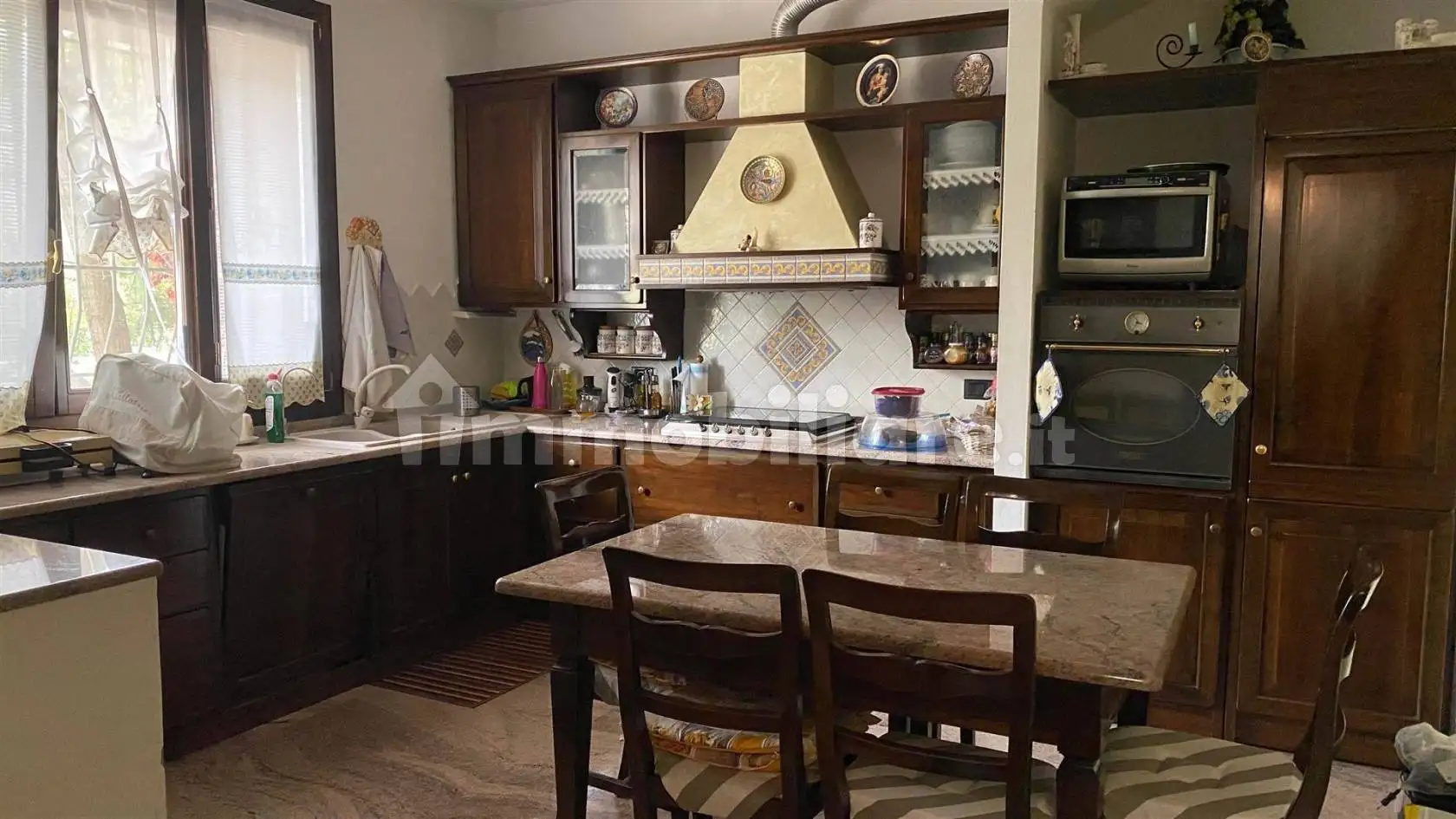 Casa indipendente in affitto a Modena