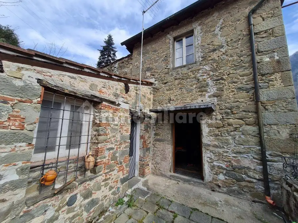 Appartamento in vendita a Villa Basilica