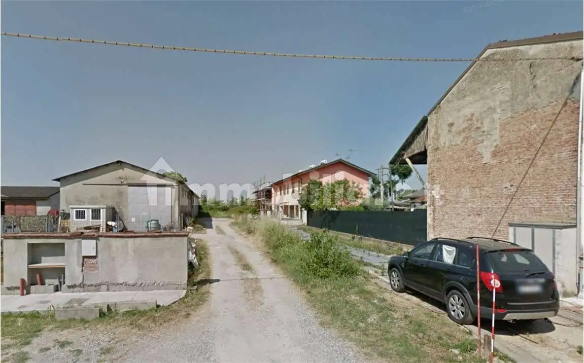 Palazzo - Stabile in asta a Pescarolo ed Uniti