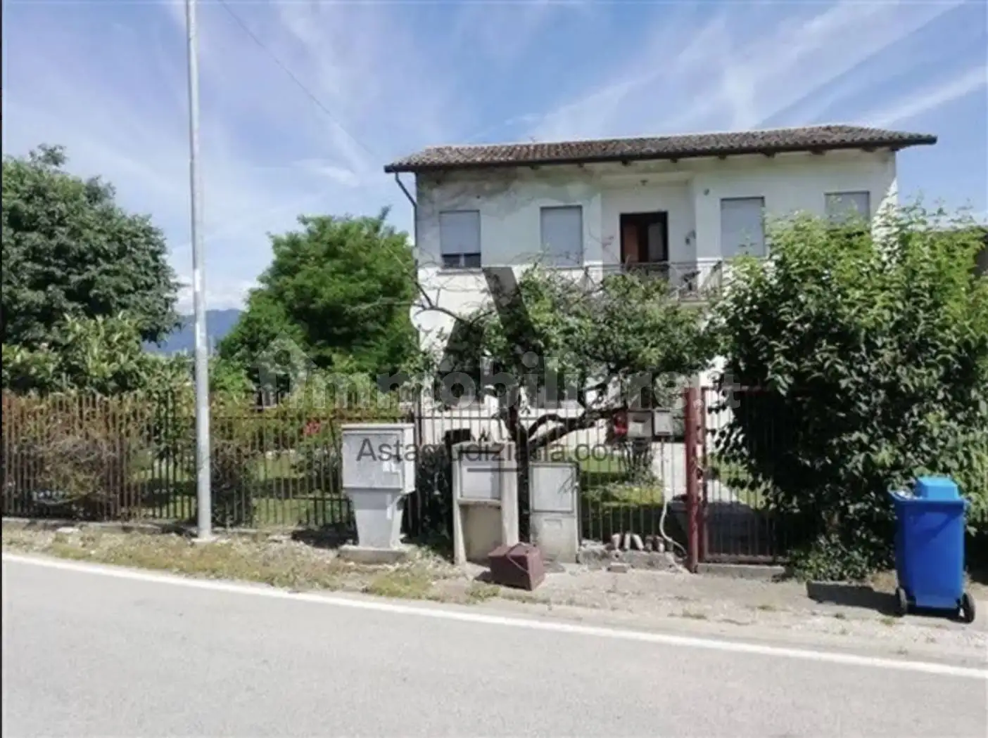 Casa indipendente in asta a Loria