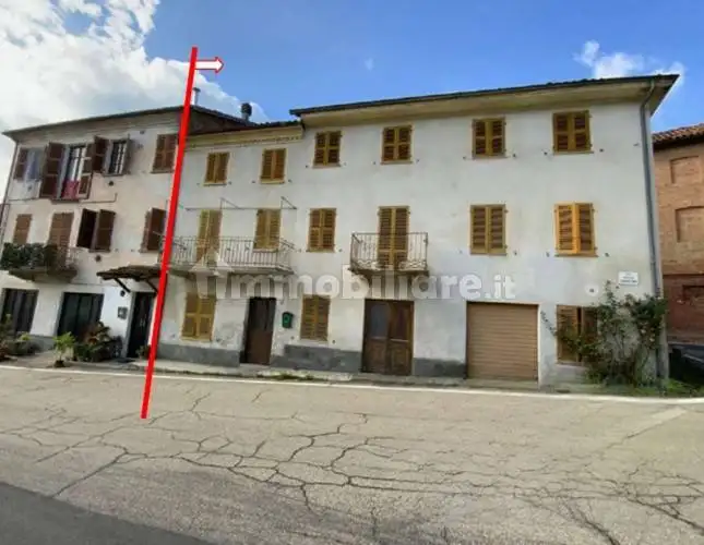 Casa indipendente in asta a Cortiglione