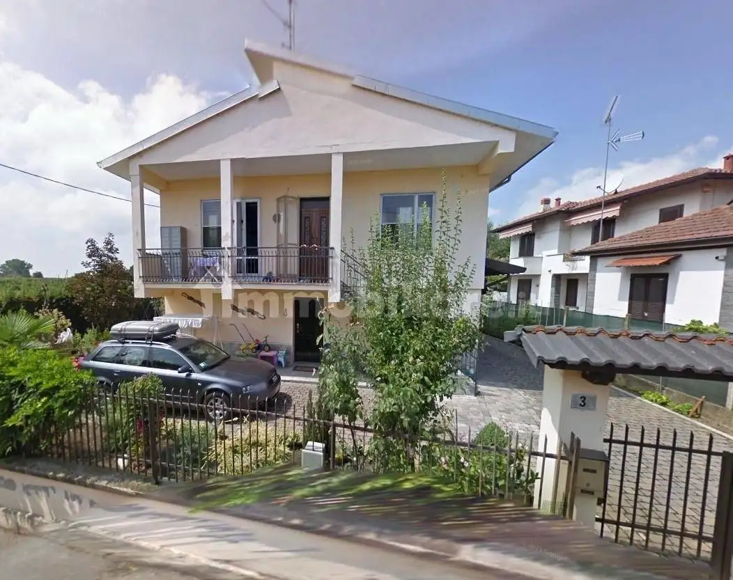 Villa in asta a Olevano di Lomellina