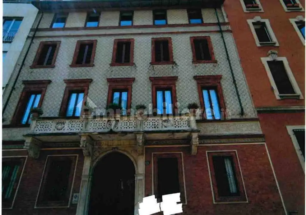 Appartamento in asta a Milano