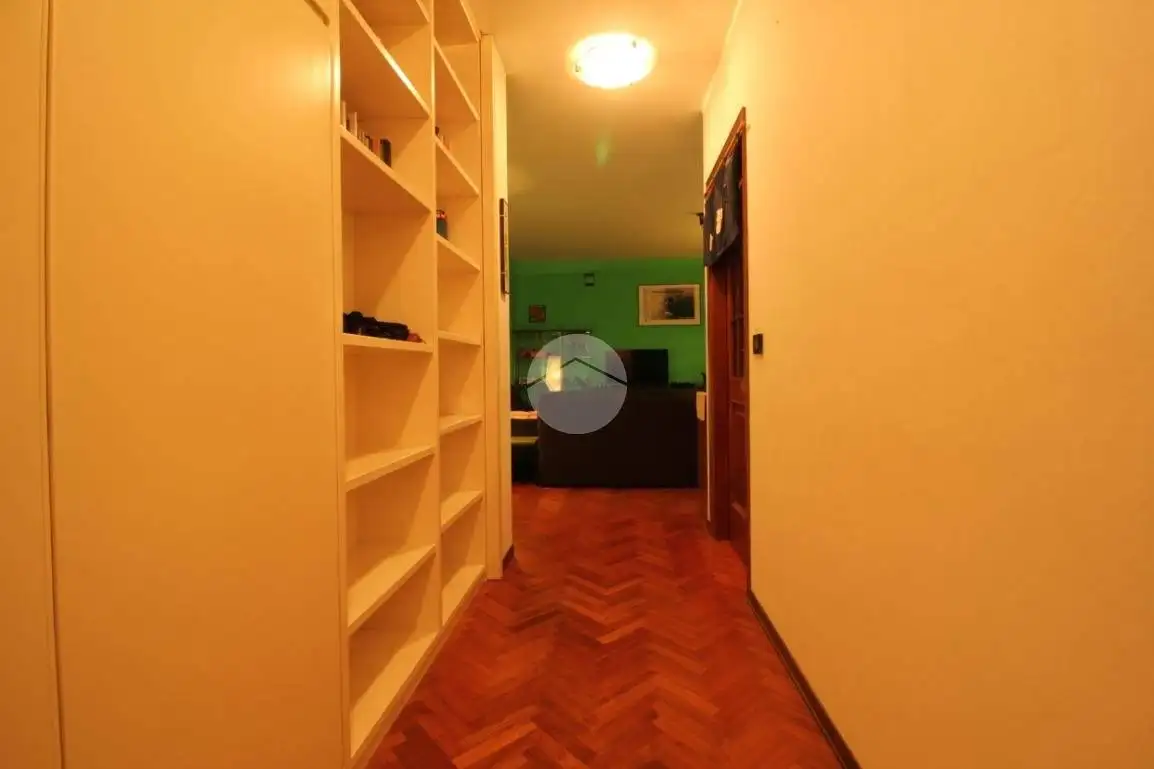 Appartamento in vendita a Parma