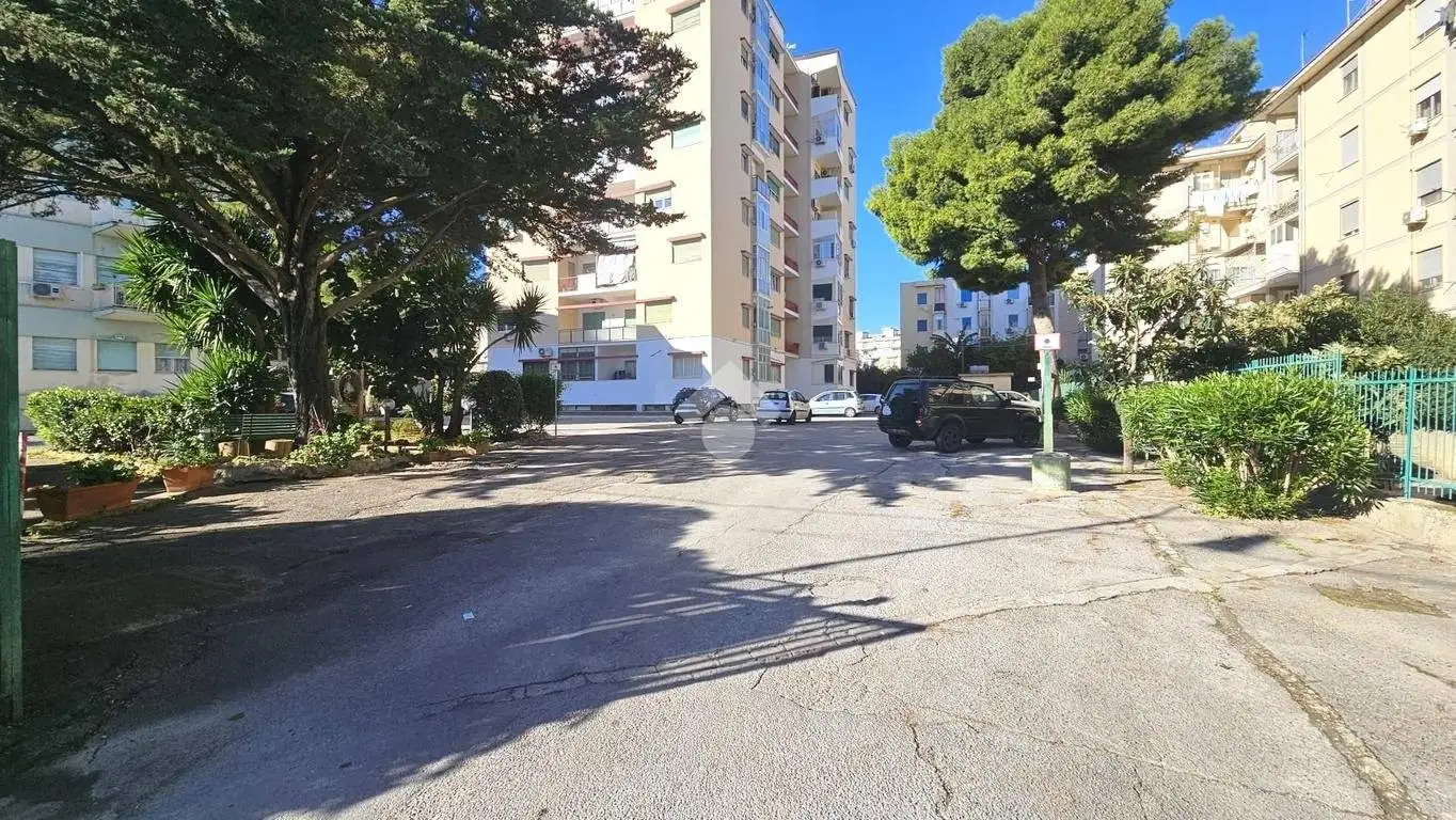 Appartamento in vendita a Palermo