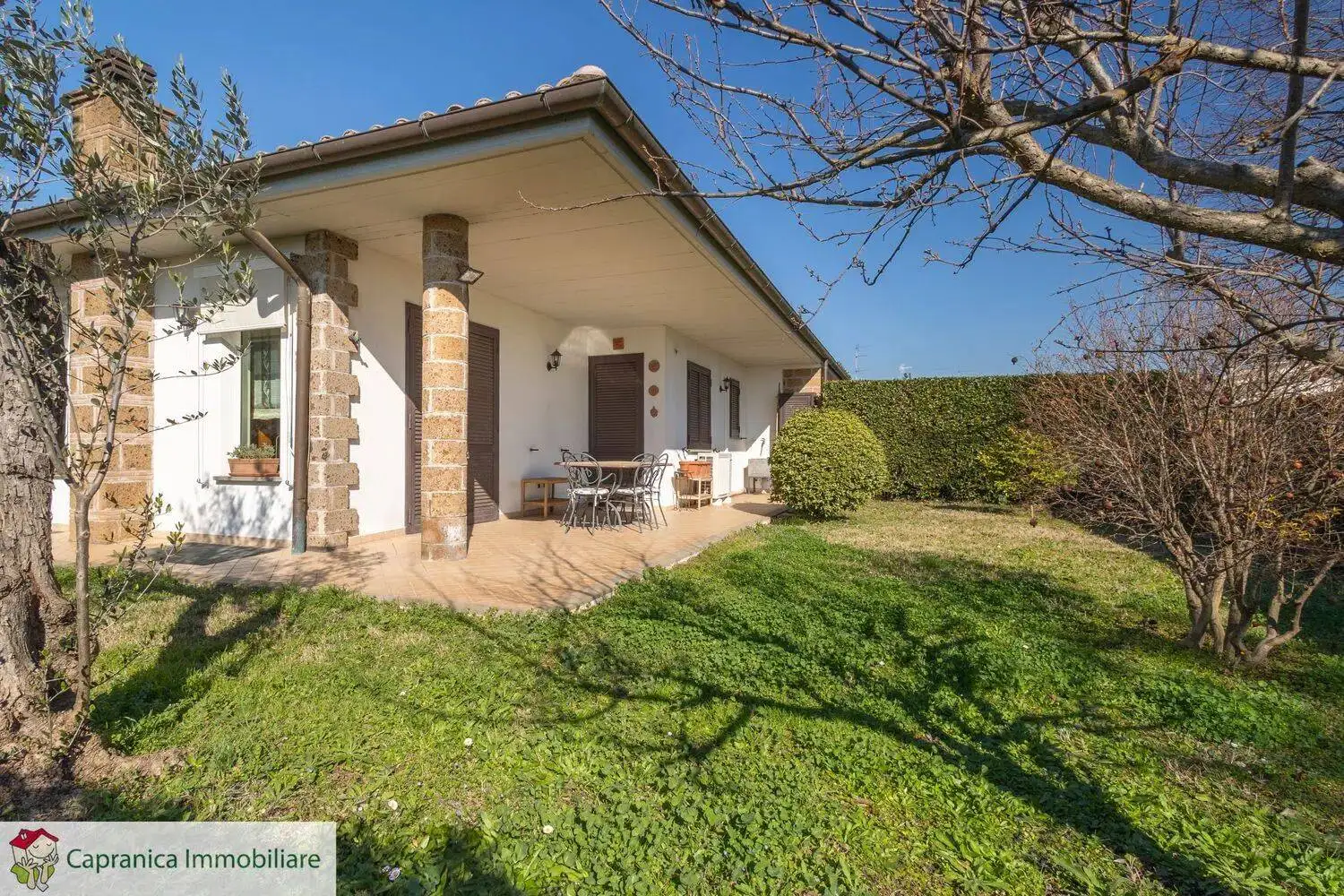 Villa unifamiliare via Giacomo Leopardi, 5 /A, Centro, Capranica - foto 2