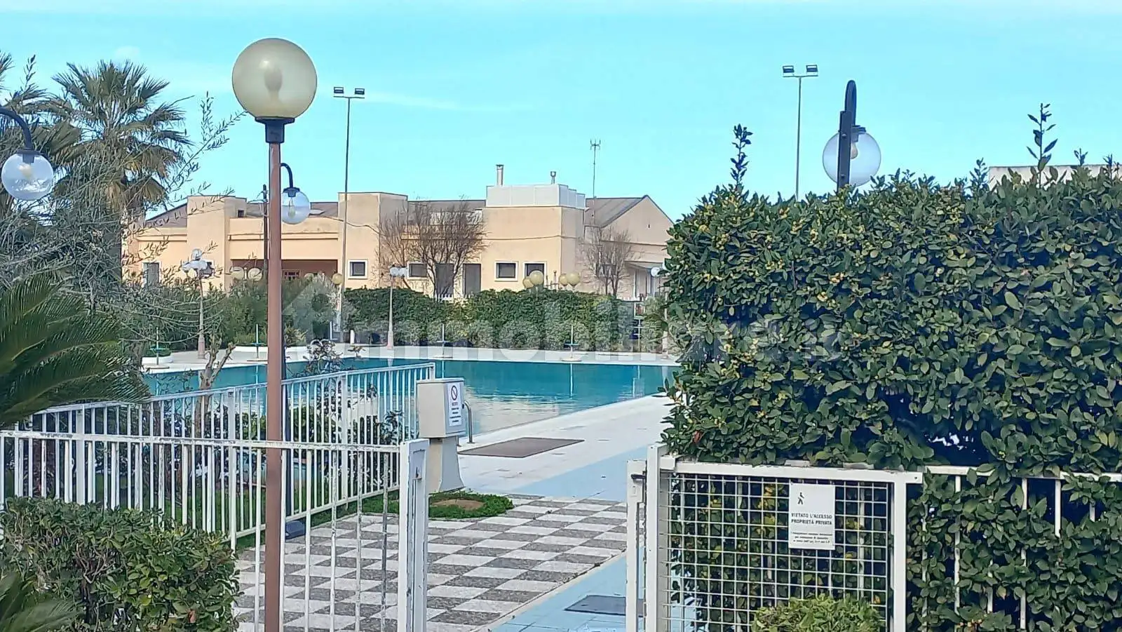 Palazzo - Edificio in vendita a Barletta