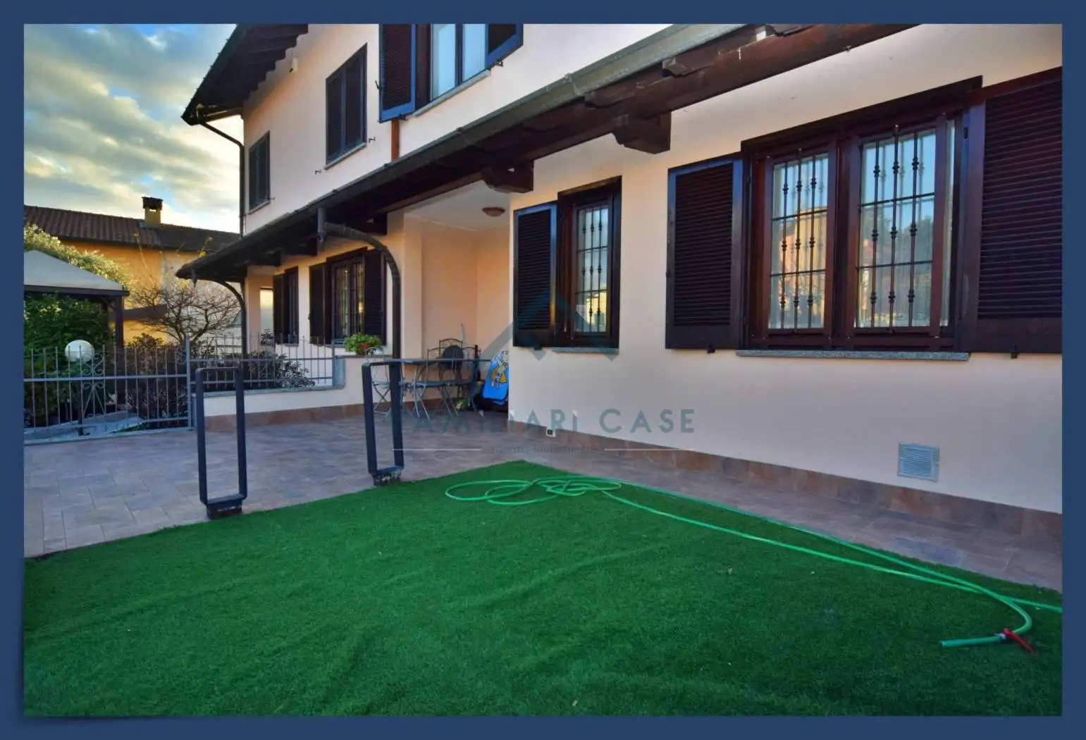 Villetta a schiera in vendita a Carnago