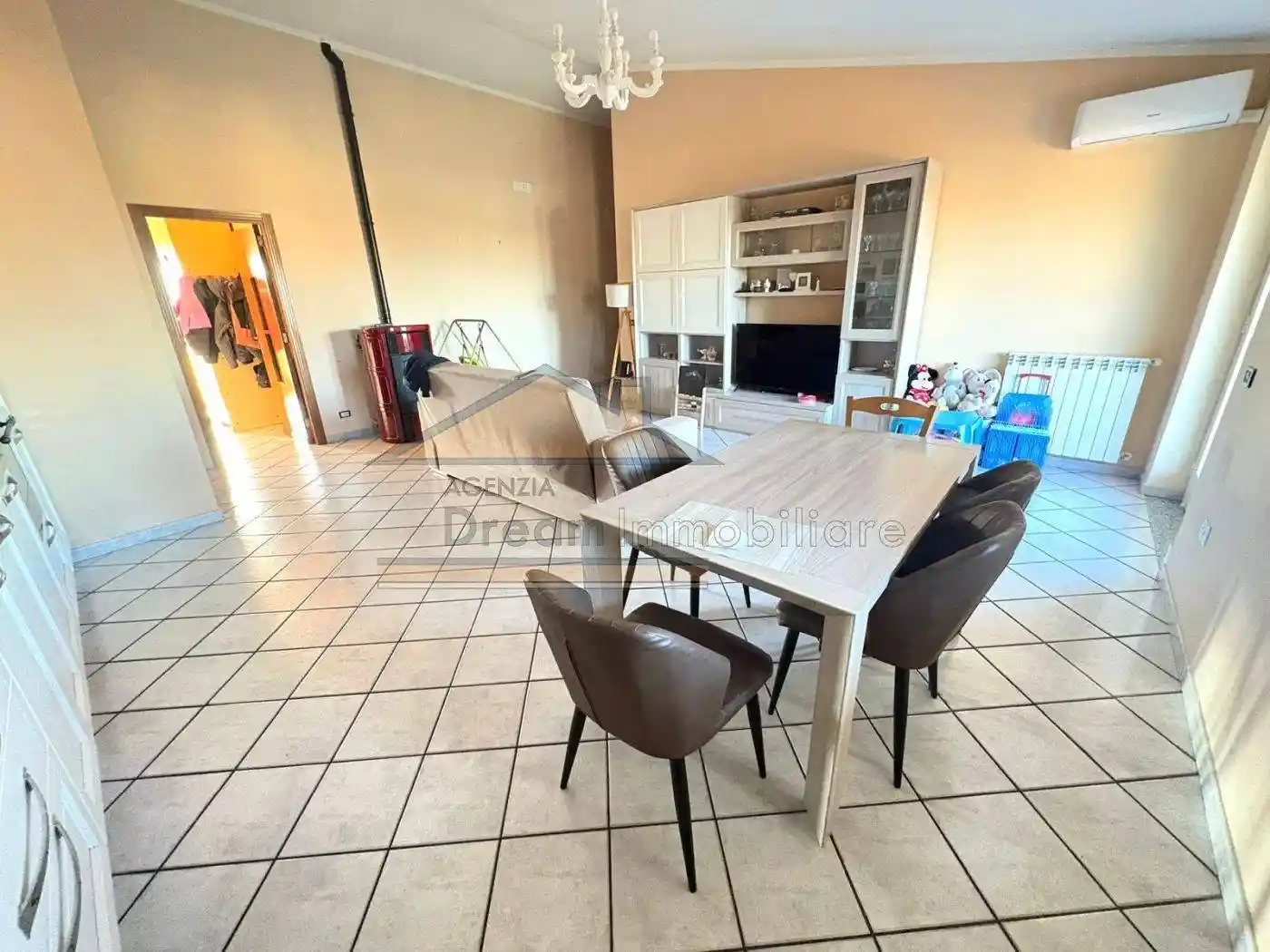 Quadrilocale via 1 Maggio, Nuovo Corso Campano - Marchesella, Giugliano in Campania - foto 3