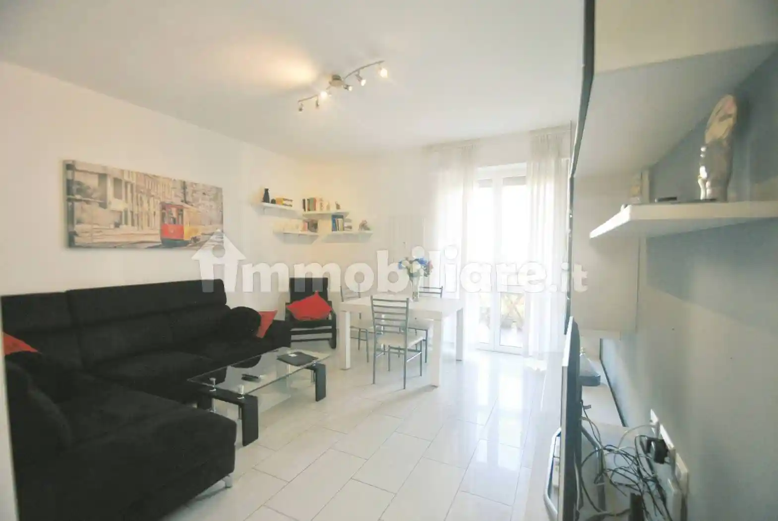 Trilocale via Lucca 10, Bisceglie, Milano - foto 5