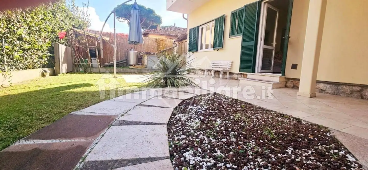 Villa a schiera 5 locali, ottimo stato, Cinquale, Montignoso - foto 2