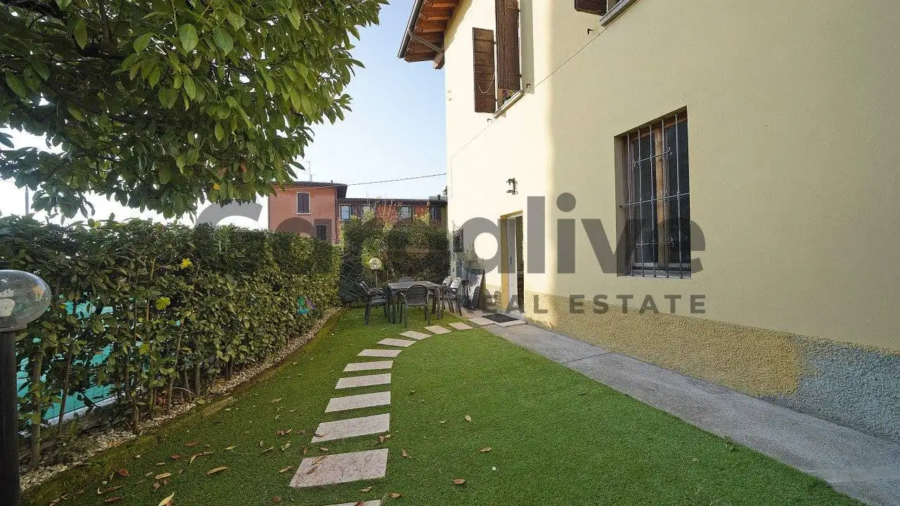 Appartamento in vendita a Moniga del Garda