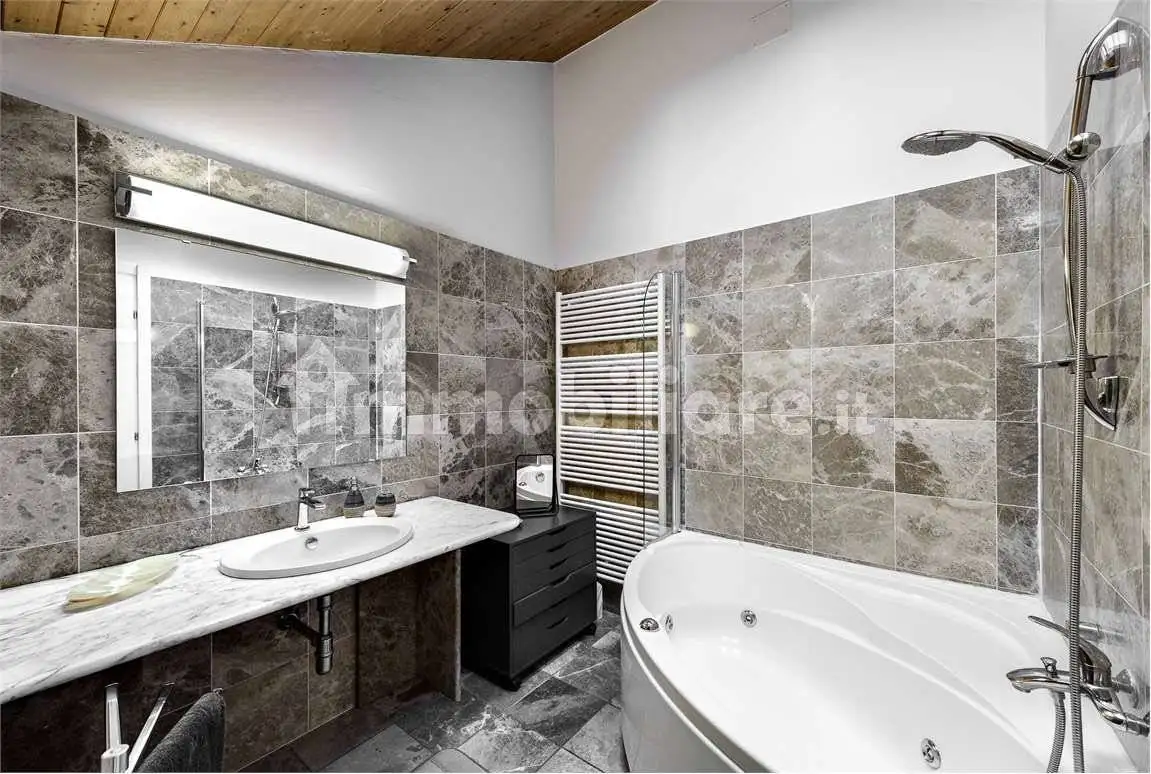 Bilocale via Milano, 19, Centro, Arona - foto 4