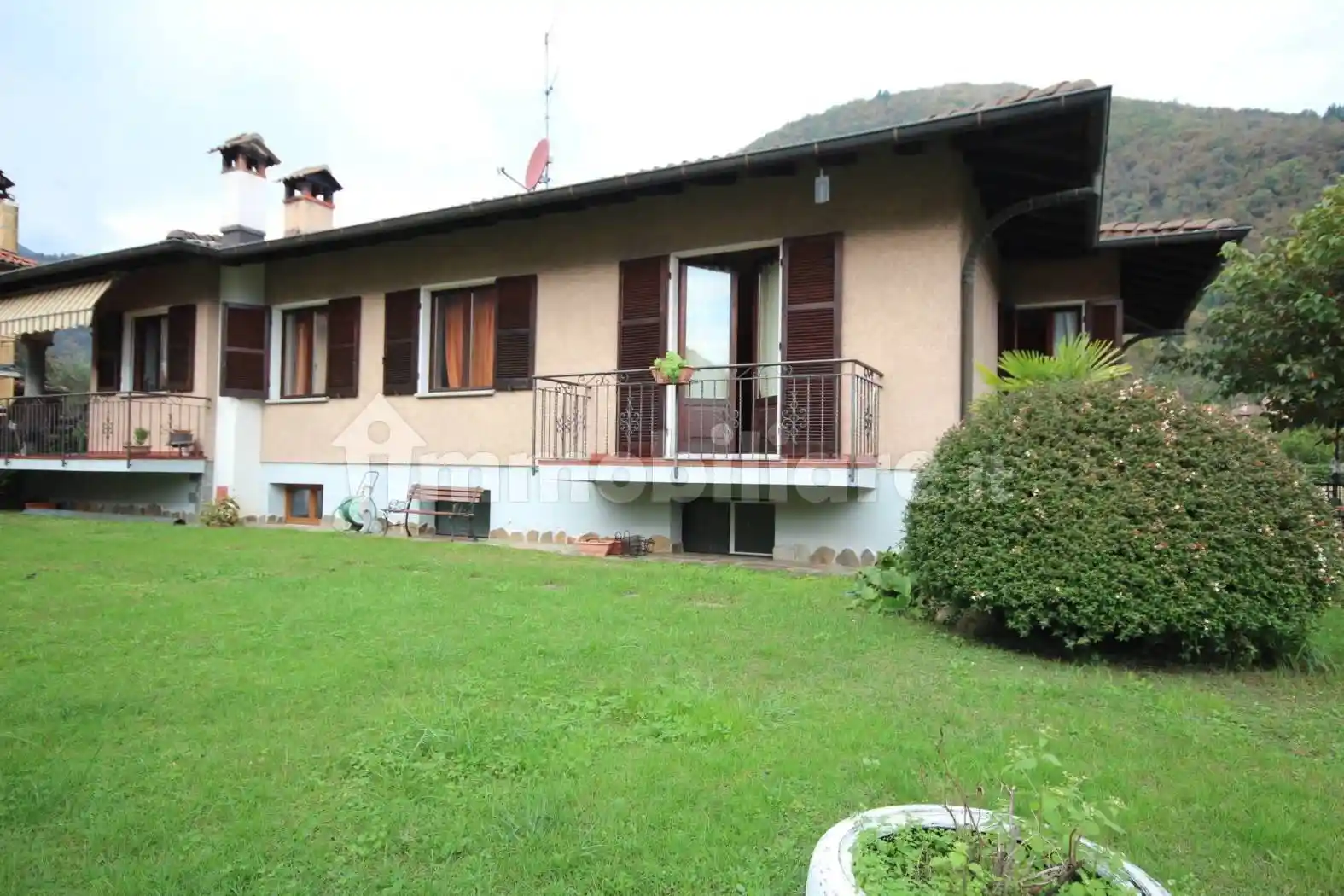 Terratetto unifamiliare via Madonna delle Grazie 58, Centro, Cannobio - foto 5