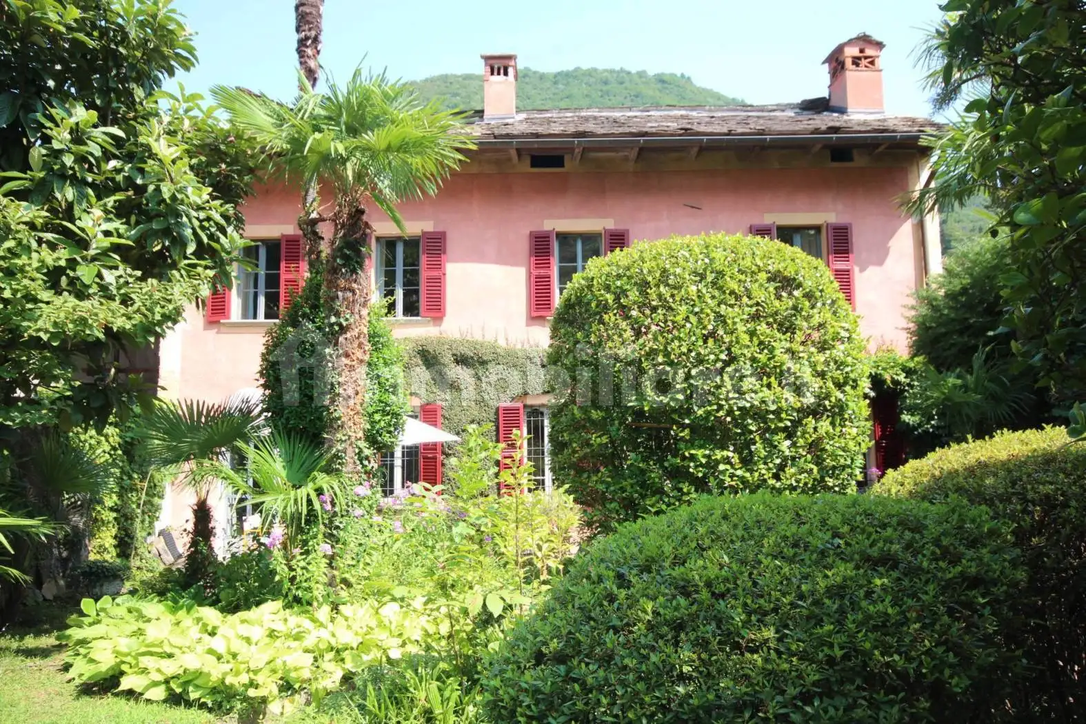 Casa indipendente in vendita a Cannobio
