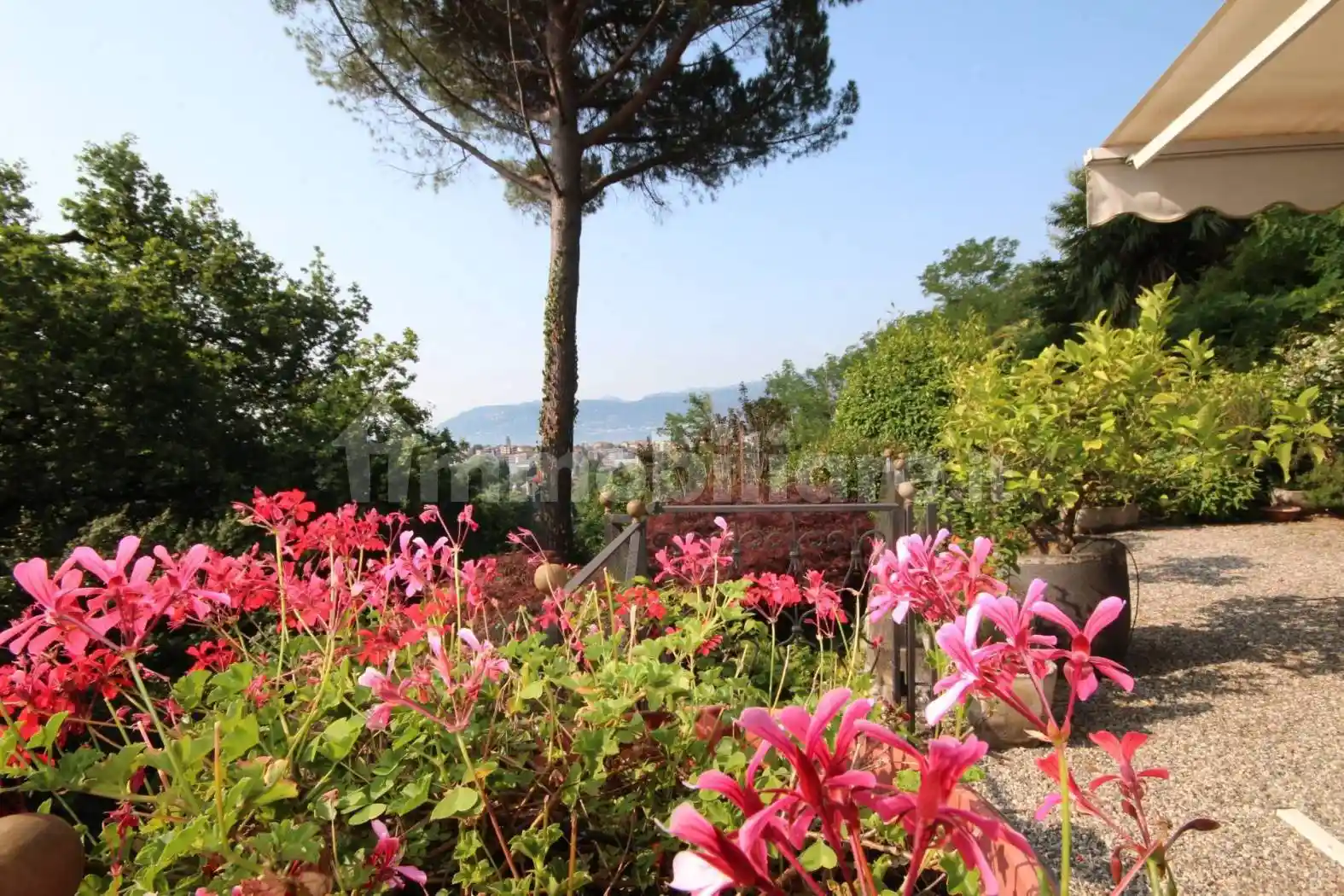 Villa unifamiliare via Monterosso, Suna Alta, Monterosso, Cavandone, Verbania - foto 3