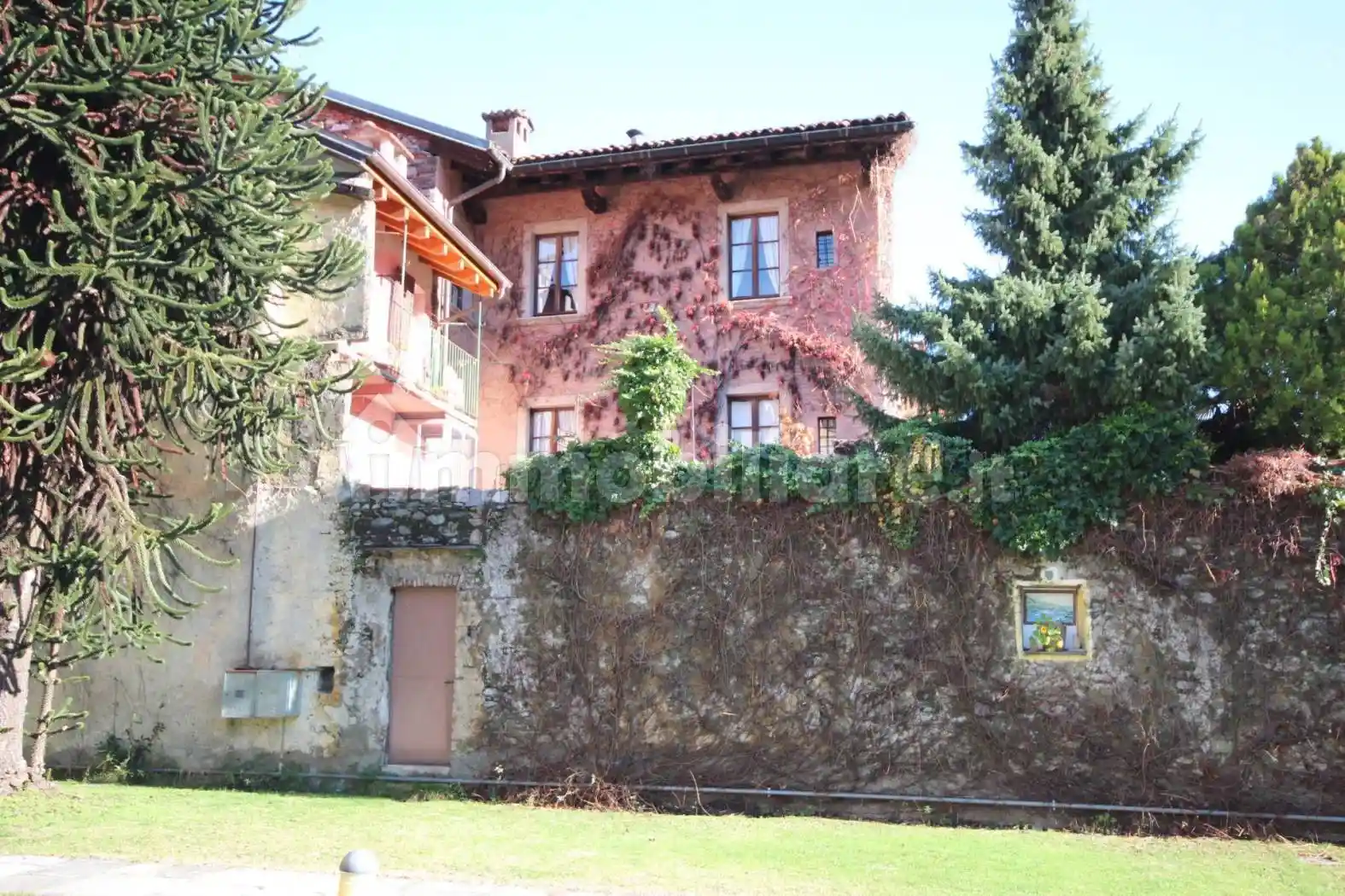 Casa indipendente in vendita a Cannobio