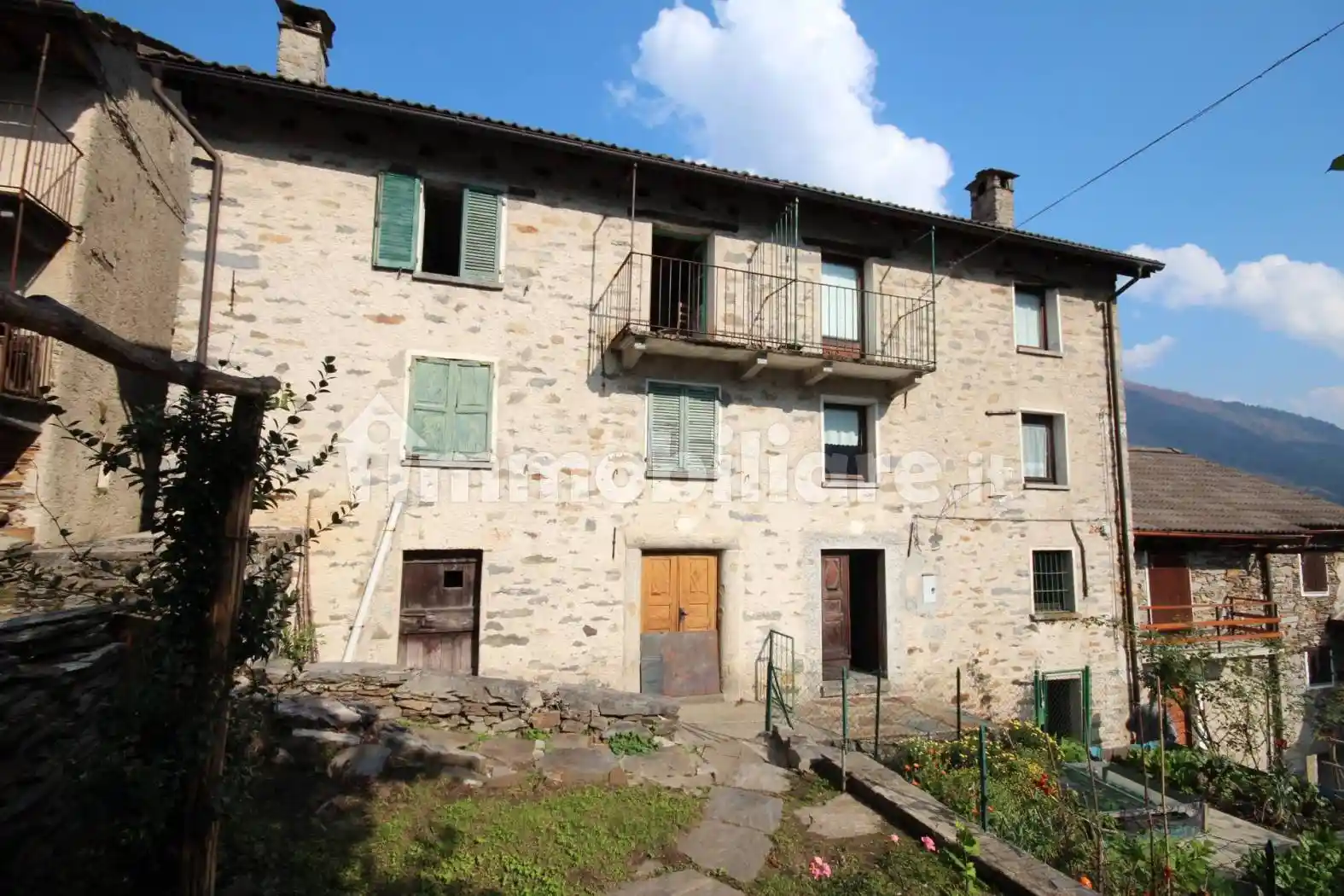Casa indipendente in vendita a Valle Cannobina