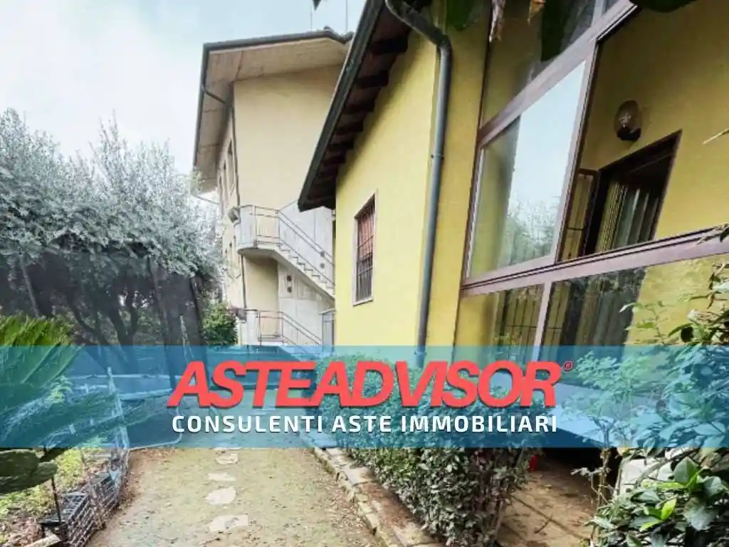 Villa in asta a Brembate di Sopra