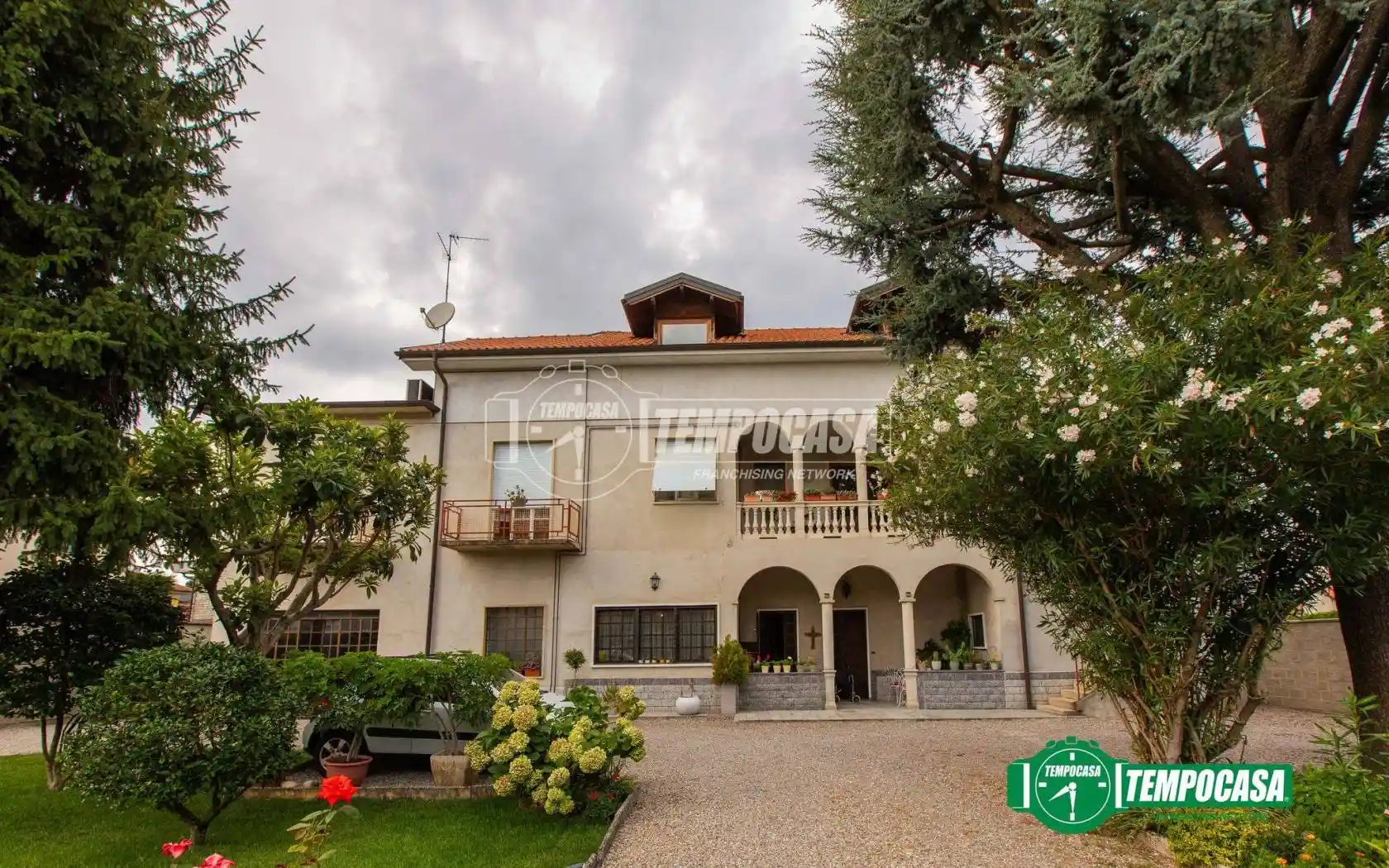Appartamento in villa via Antonio Sciesa 16, Sacconago, Busto Arsizio - foto 2