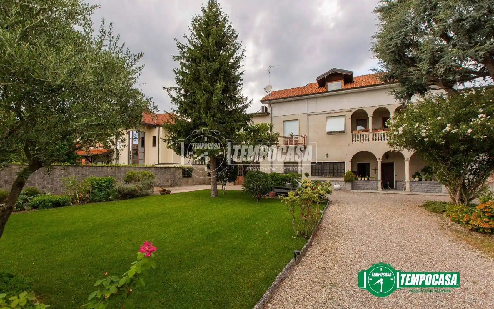 Appartamento in villa via Antonio Sciesa 16, Sacconago, Busto Arsizio - foto 3