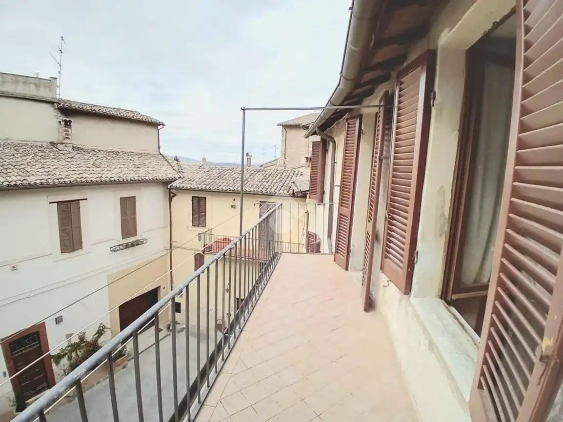 Appartamento in vendita a Spoleto