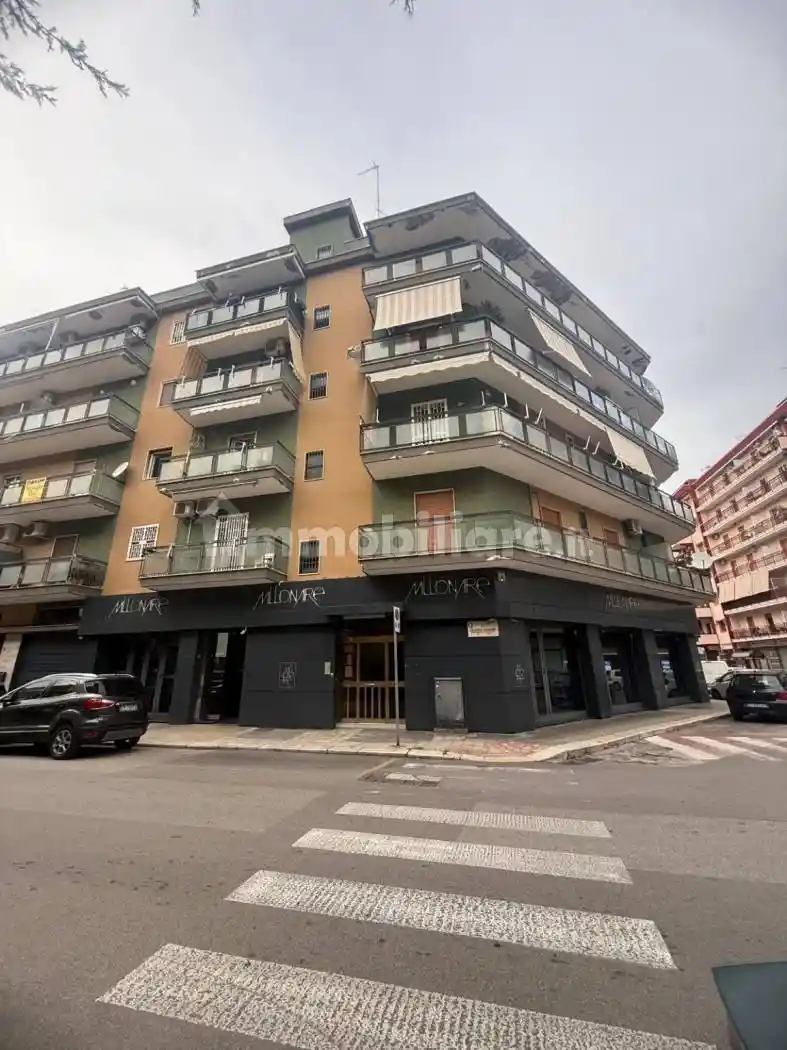 Appartamento in vendita a Bari