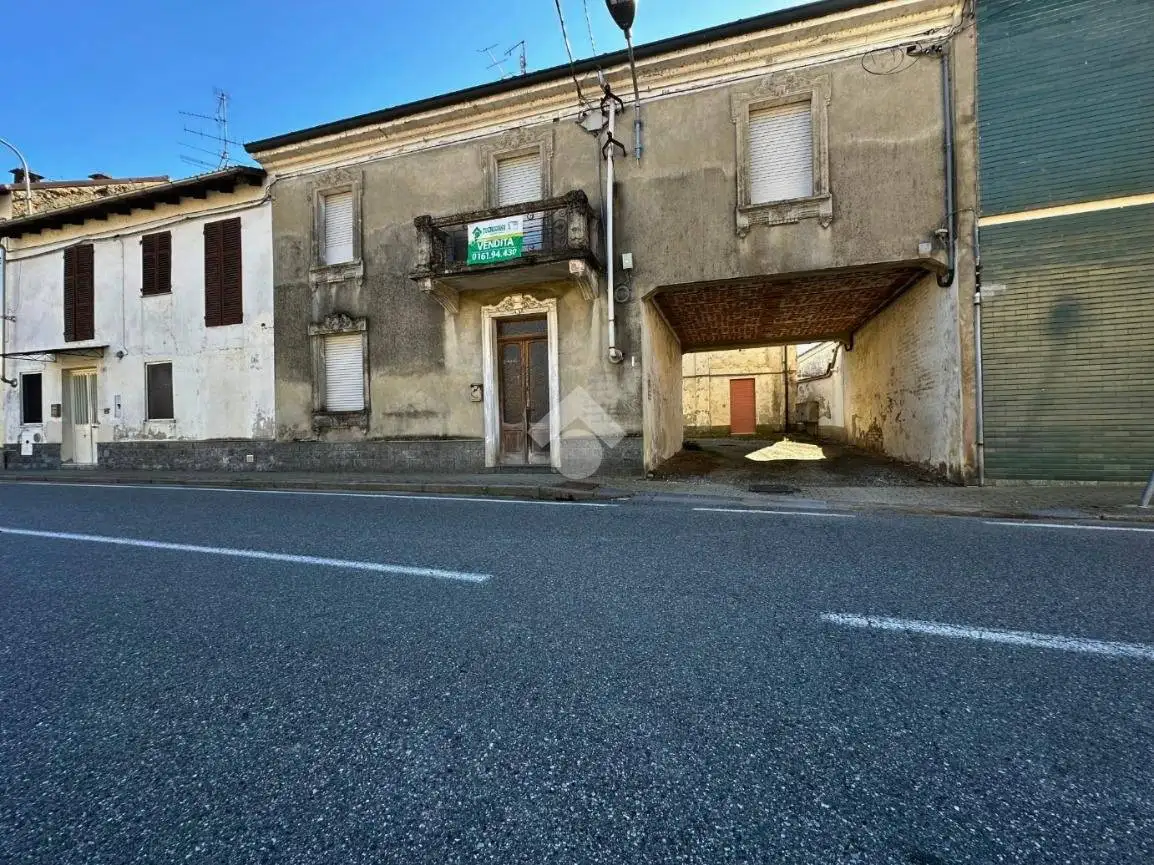 Rustico - Casale in vendita a Ronsecco