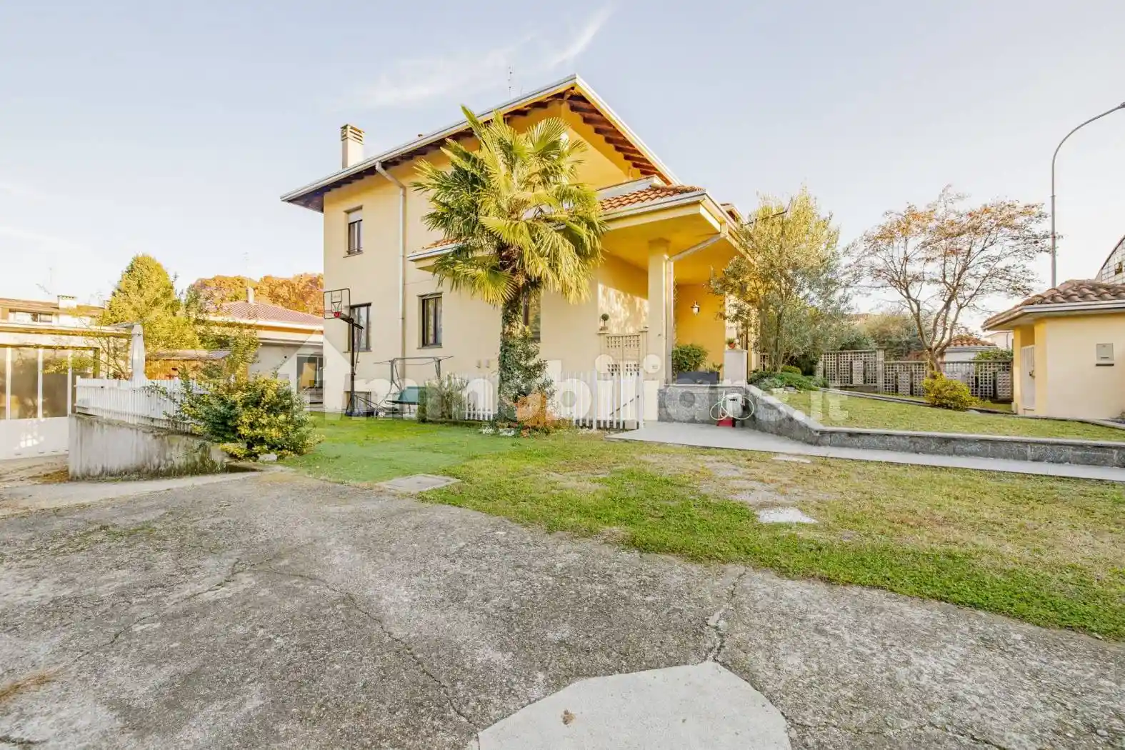 Villa in vendita a Rescaldina