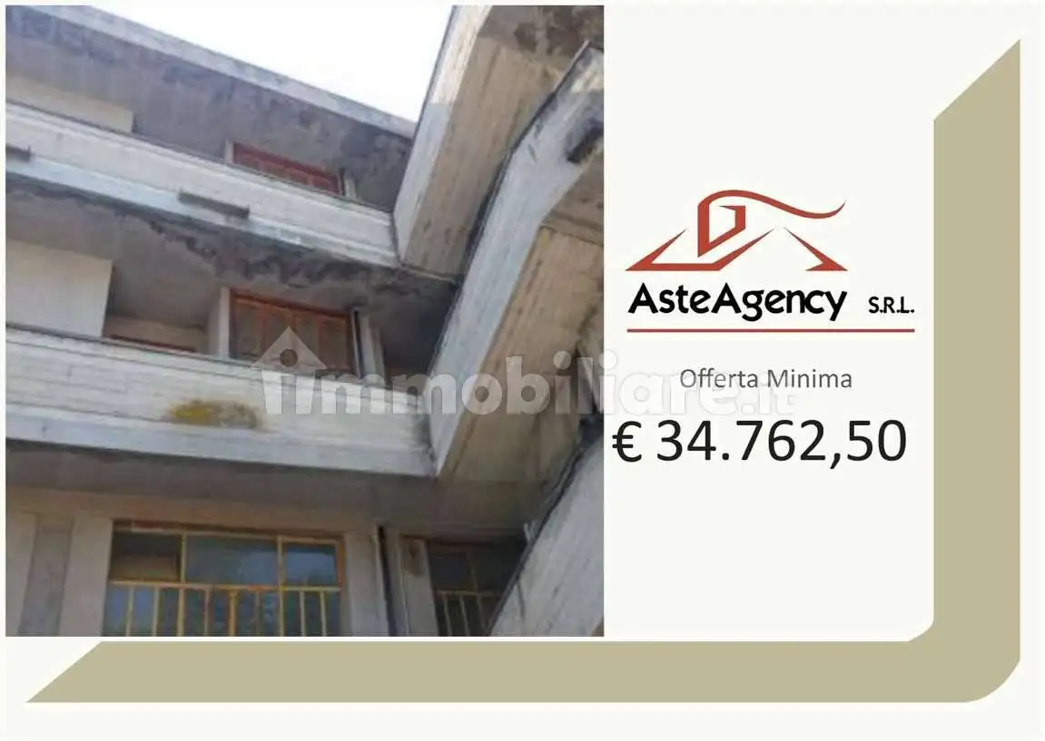 Appartamento in asta a Francavilla d'Ete
