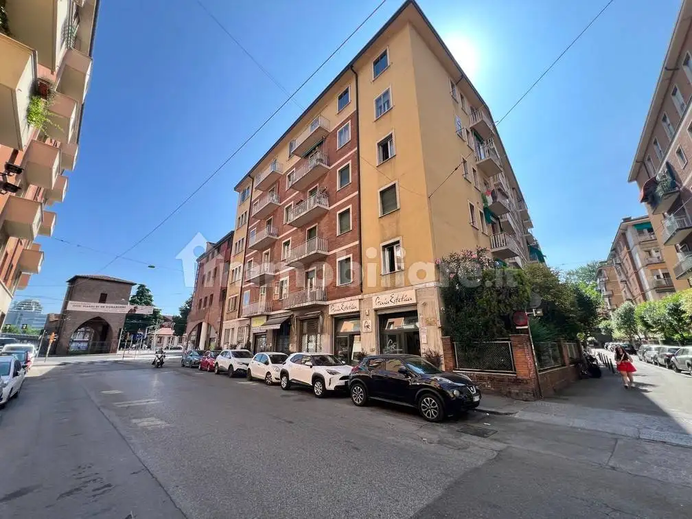 Appartamento in vendita a Bologna