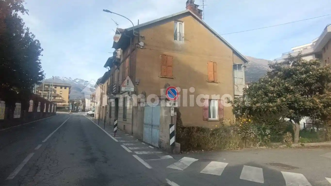 Appartamento in vendita a Aosta