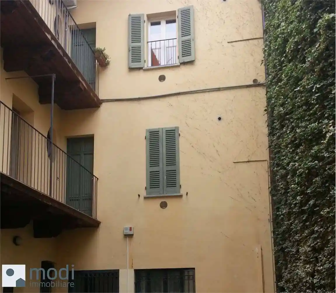 Trilocale ottimo stato, primo piano, Centro Storico, Crema - foto 3