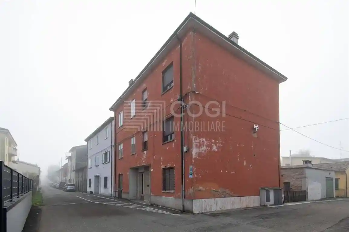 Casa indipendente in vendita a Massa Lombarda