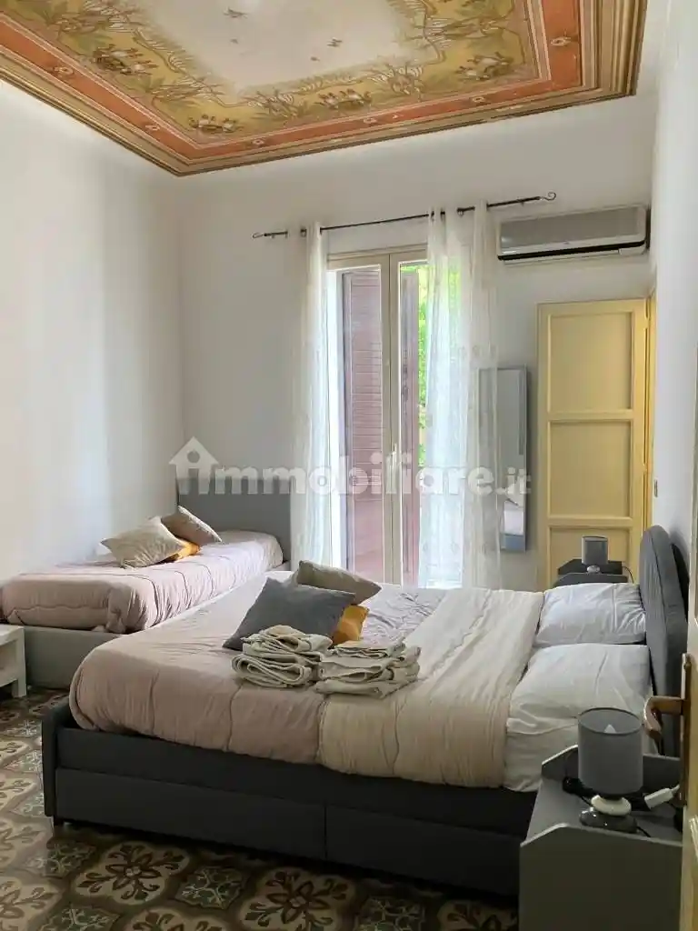 Quadrilocale piazza Sant'Oliva 34, Politeama - Ruggiero Settimo, Palermo - foto 2