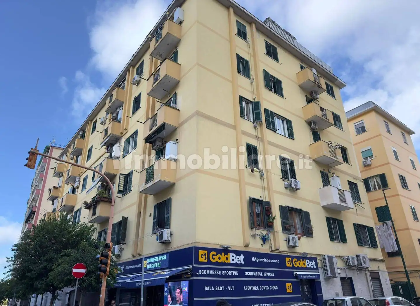 Appartamento in vendita a Napoli