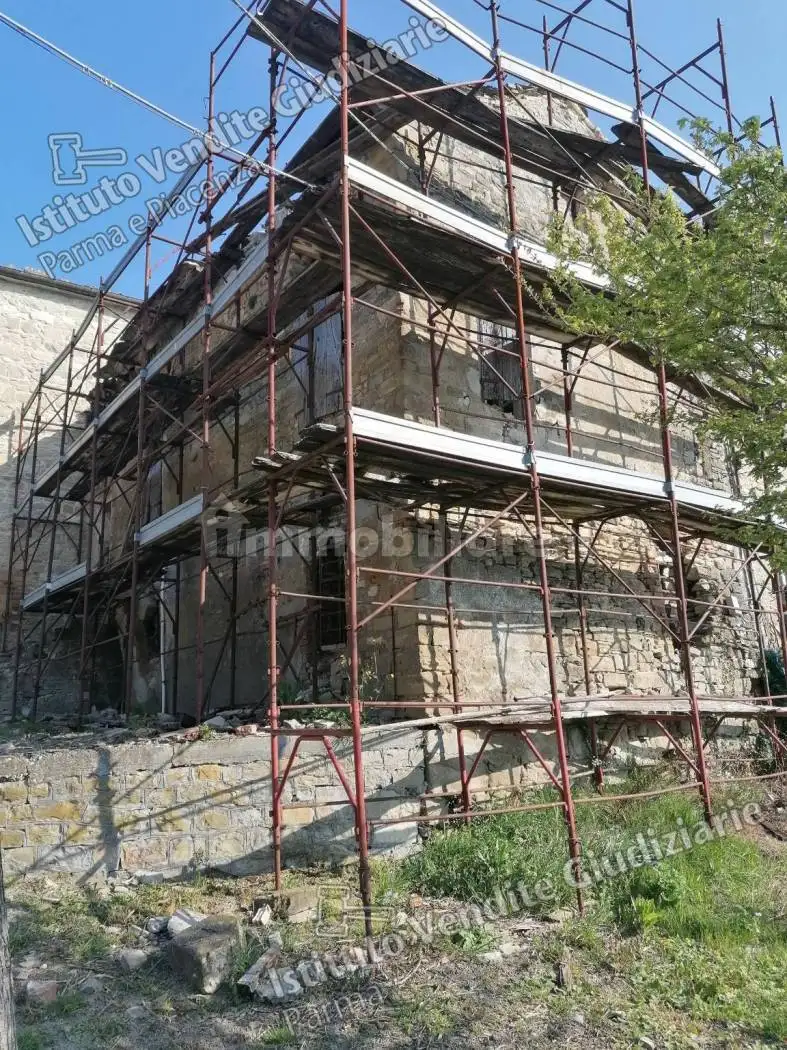 Casa indipendente in asta a Terenzo