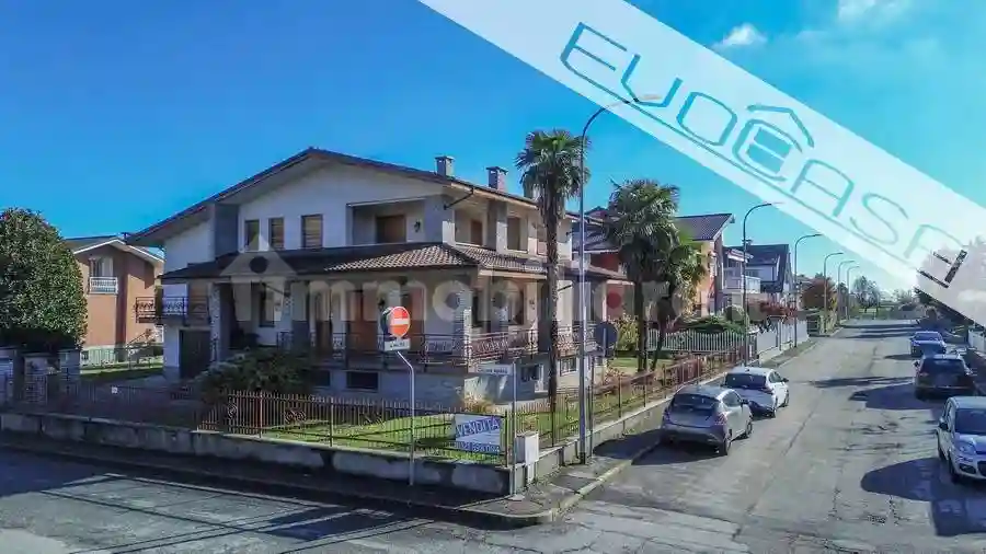 Villa bifamiliare via Cesare Bollea 2, Centro, Bricherasio - foto 4