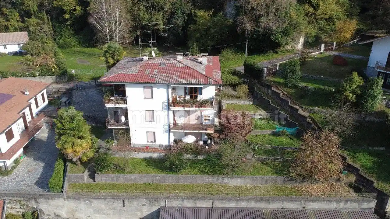 Villa in vendita a Arona