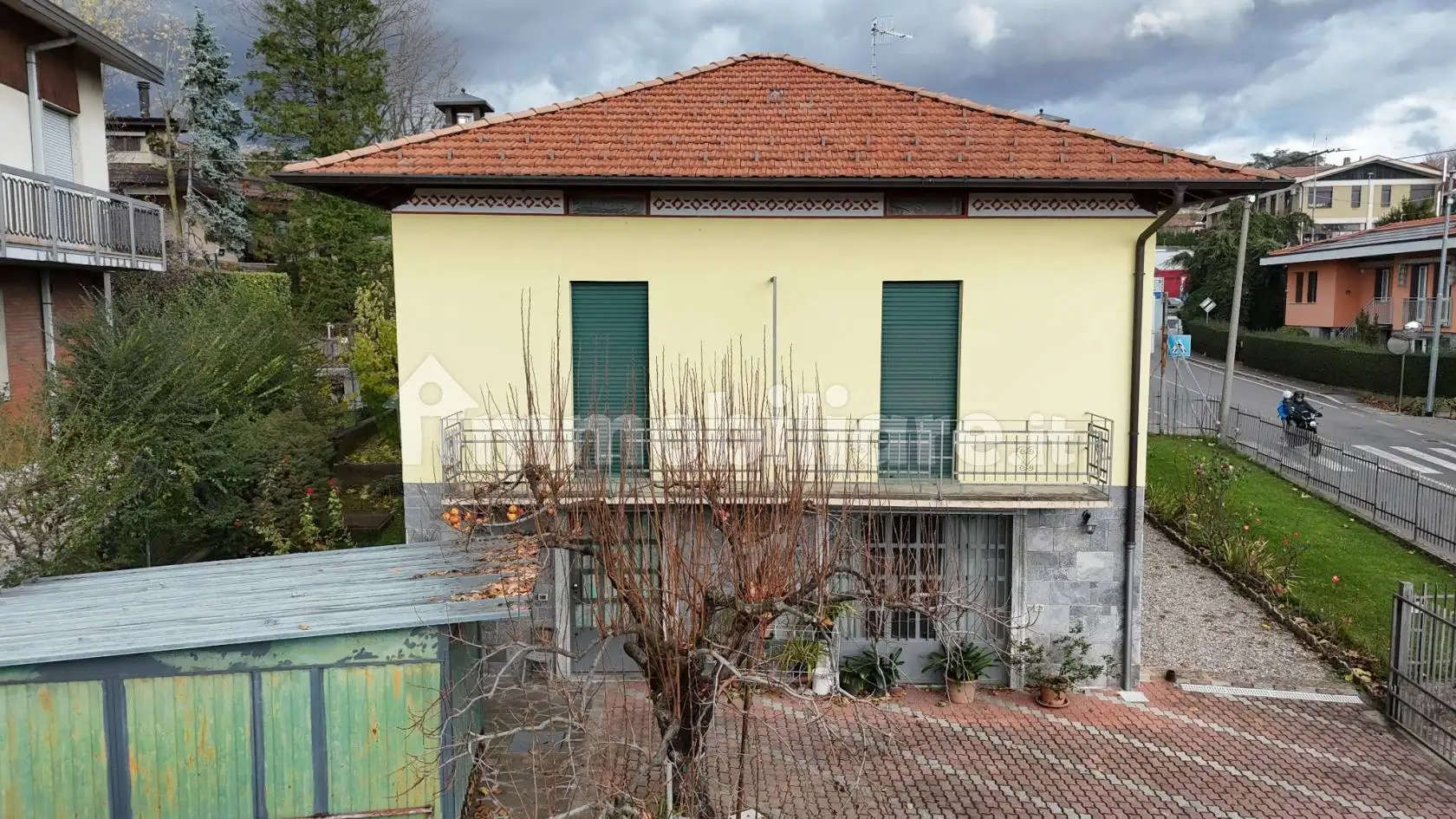 Villa in vendita a Varese