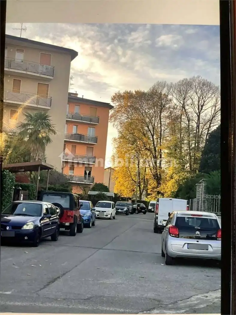 Trilocale buono stato, secondo piano, Centro, Merate - foto 4